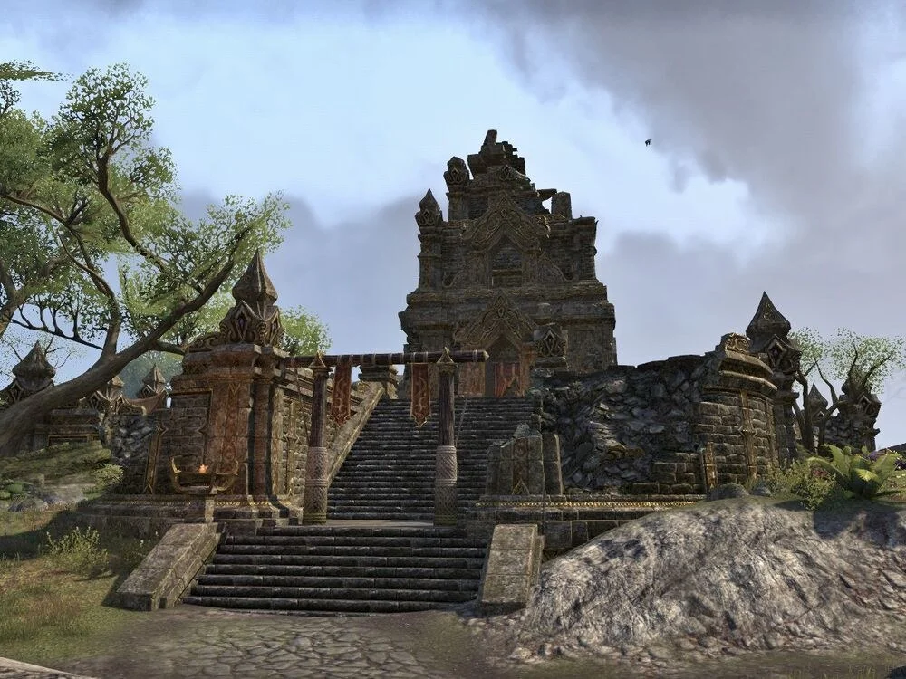 ESO のケナーシズ・ルーストにある二月の舞の神殿