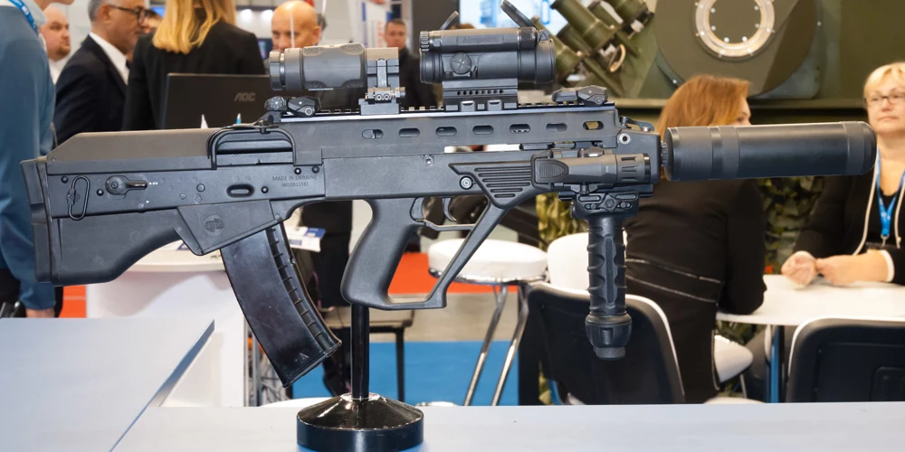 実銃Malyuk