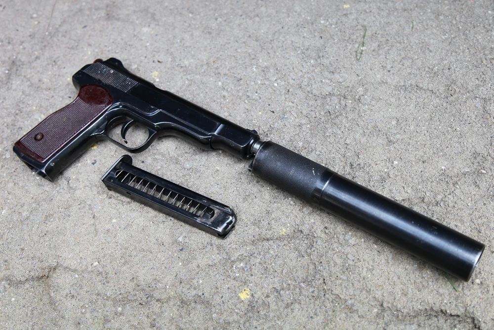 実銃Stechkin APB