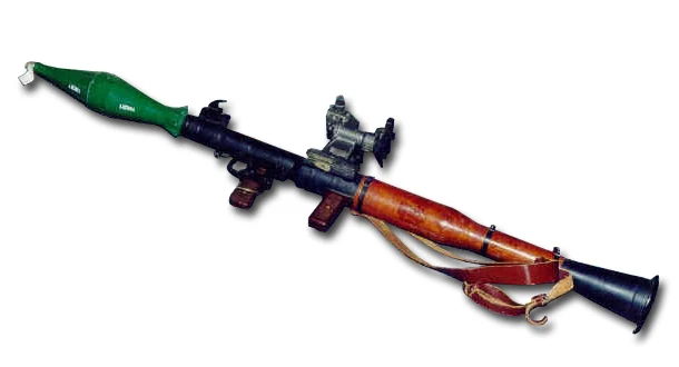 実銃RPG-7の写真(PG-7弾を装填した状態)