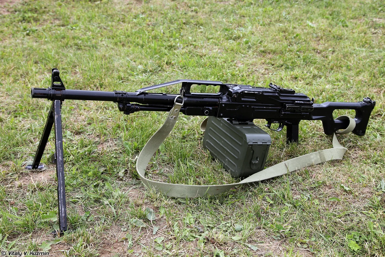 実銃のPKPペチェネグ